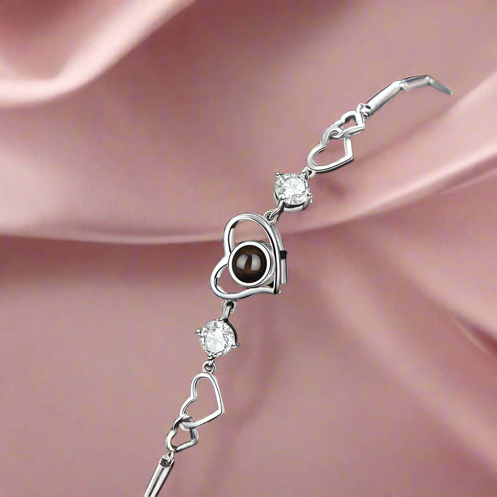 Heartstrings Projection Bracelet